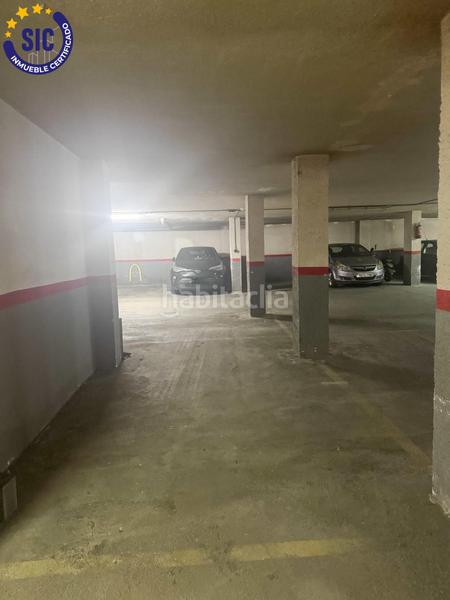 Foto 51882e5e-c562-4110-8a67-1a4e9e755b7e. Parking coche descubre tu aparcamiento ideal ! en Burjassot