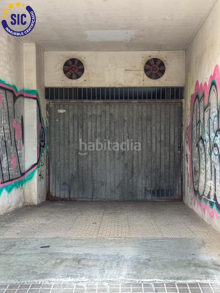 Foto d3c990f0-002d-4ac0-9567-0a7539b57c25. Parking coche descubre tu aparcamiento ideal ! en Burjassot