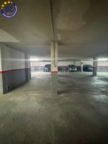 Foto e9fca10b-199e-4bf4-abbf-d4ae195d2859. Parking coche descubre tu aparcamiento ideal ! en Burjassot