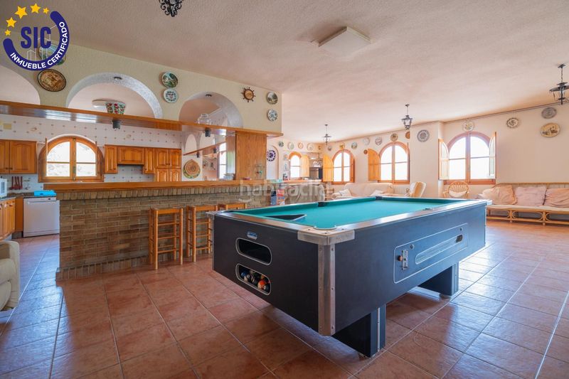 Foto 20ea935a-fa6d-4cc3-9086-fe189c963df5. Casa amb calefacció aparcament piscina a Xixona
