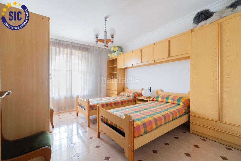 Foto 4b192c38-43da-436b-9437-9d794d911b6a. Casa amb aparcament piscina a Xixona