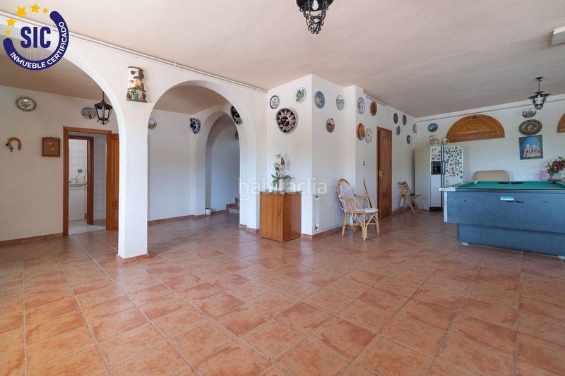 Foto 4c852ba8-c412-46a5-af06-5603016254d0. Casa amb calefacció aparcament piscina a Xixona