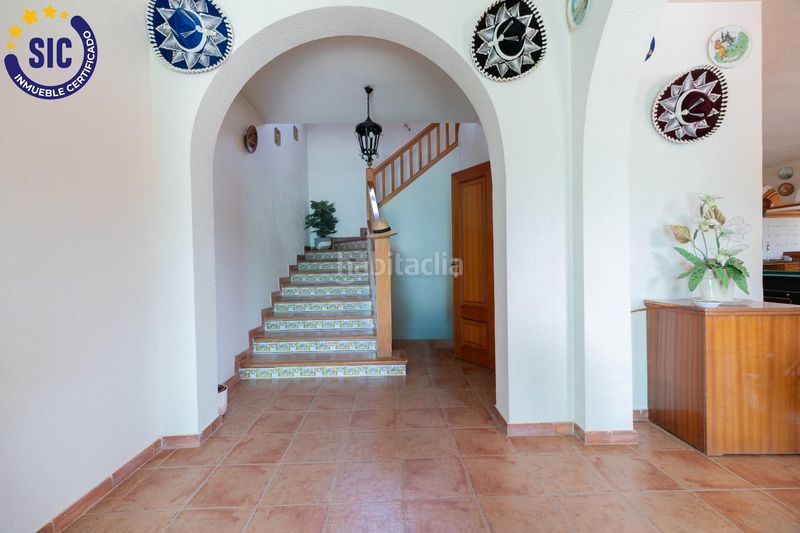 Foto 6d5b3643-77d4-4c91-9bd9-cc5b80d607de. Casa amb calefacció aparcament piscina a Xixona