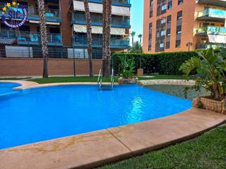 Ático  Escultor miquel navarro. Ático en residencial premium con piscina en mislata  gran terraz