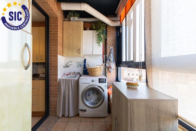 Foto 37e68068-eea2-450f-b796-52d9414ac18a. Àtic amb calefacció aparcament piscina a La Constitución-Canaleta Mislata