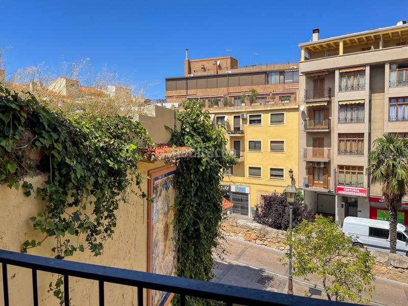Foto 08367a30-b38c-4fcf-9887-513e617bc58a. Alquiler piso vive como nunca en este piso con encanto y vistas al castillo en Requena