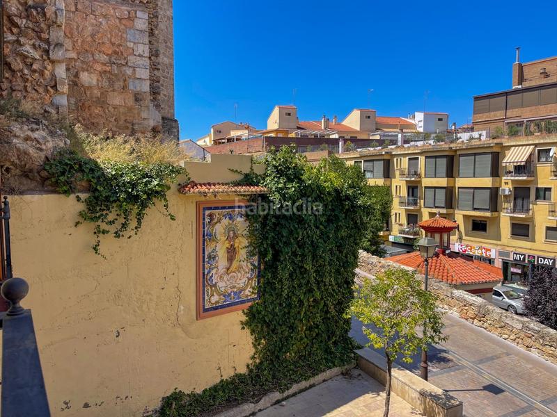 Foto 510b61d1-23a0-4d9f-b078-9c97fb2997f2. Alquiler piso vive como nunca en este piso con encanto y vistas al castillo en Requena