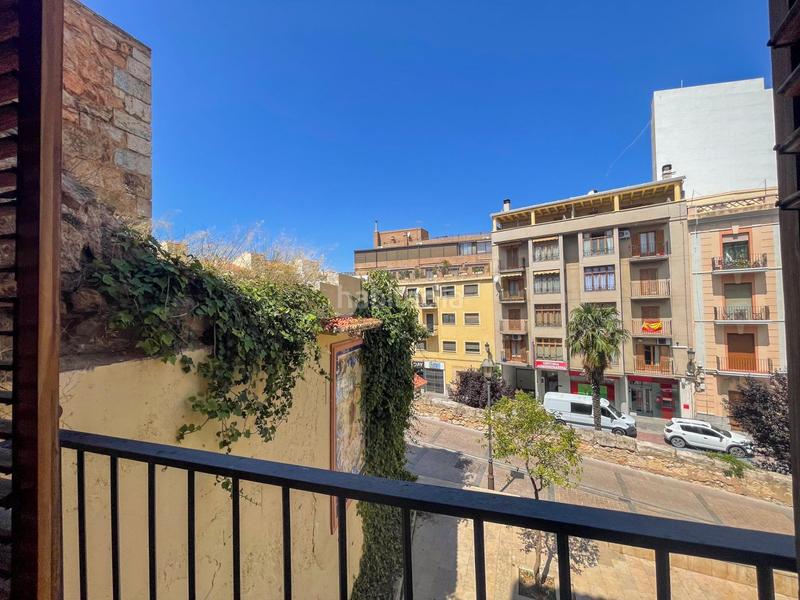 Foto 6382e6ca-f594-40fd-8261-4f6a555aff9b. Alquiler piso vive como nunca en este piso con encanto y vistas al castillo en Requena