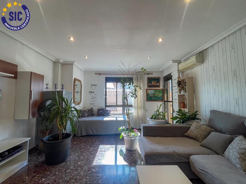 Foto eecf827a-8655-4fb6-91c1-94479750abe0. Piso tu nuevo hogar te está esperando en Requena