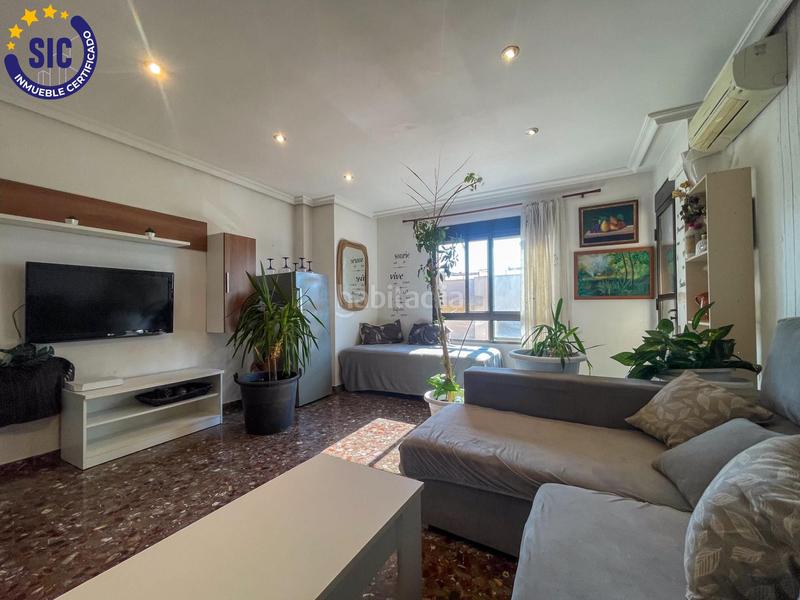 Foto fa587a48-79e0-4f0f-937a-c60a69d3a88c. Piso tu nuevo hogar te está esperando en Requena