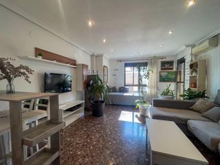 Appartement  Calle chera. Tu nuevo hogar en requena te está esperando