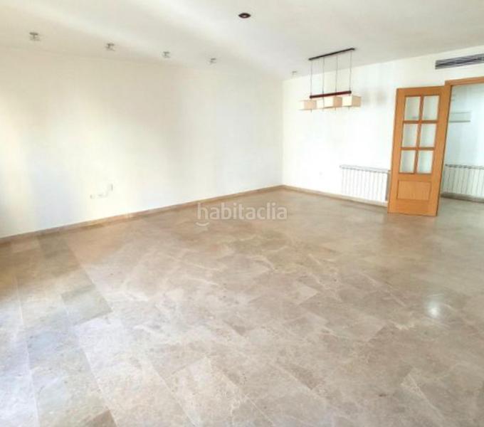 Foto 2d1b31a7-c312-4222-8f83-b9c39da9597e. Piso excelente vivienda en el centro , junto al ayuntamiento. en Mislata