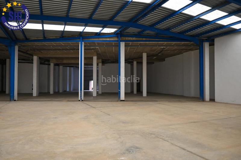 Foto 47f0f9d6-669d-4674-a884-0fac1b0815ca. Capannone industriale in Centro Xirivella