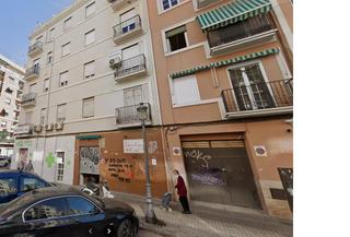 Local Comercial en Calle de Francisco Moreno Usedo