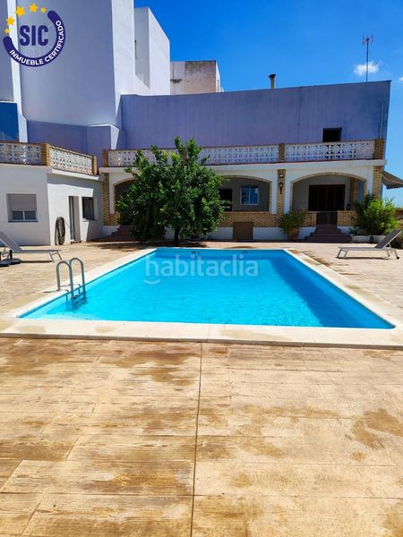 Foto 6f5b80b6-0326-4daf-9c83-92509b6005b8. Xalet amb calefacció aparcament piscina a Godelleta