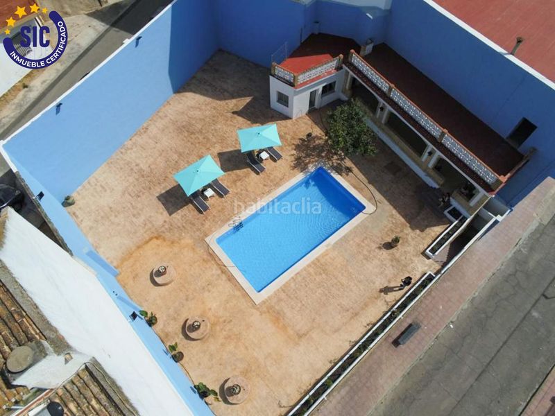 Foto 892c5c2e-4903-4d4a-9813-05d17fe89aba. Xalet amb calefacció aparcament piscina a Godelleta