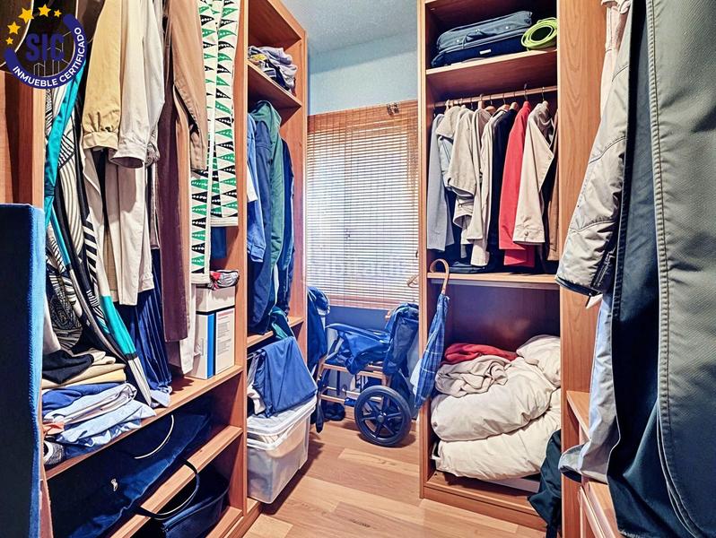 Foto 17e68ca6-1def-409d-8644-3ecbc53e0a26. Duplex in calle gomera 5 in Malva Rosa Valencia