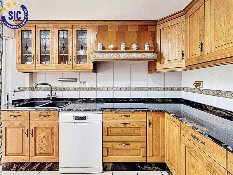 Foto ab0038cb-d79e-413a-bba7-3873919c49cf. Duplex in calle gomera 5 in Malva Rosa Valencia