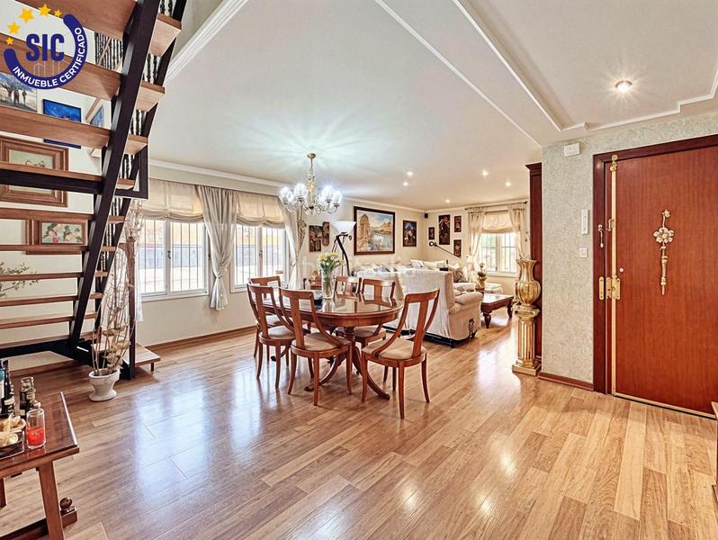 Foto f44979f7-0b1e-4a01-bf56-c8490df5b5ce. Duplex in calle gomera 5 in Malva Rosa Valencia