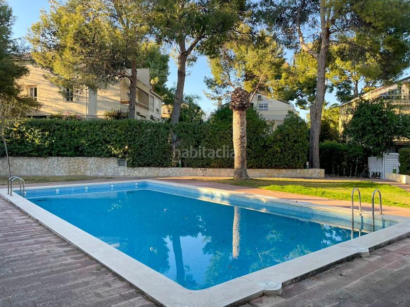 Foto 066451e9-0231-43c0-bb20-ef029cc670d5. Casa adosada exclusiva residencia en campolivar, lujo, privacidad y bienestar a solo 10 minutos de valencia en Godella