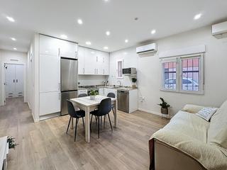 Appartement  Calle cardenal benlloch. Atención inversores! oportunidad con ingresos asegurados desde e