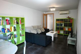 Location Appartement  Calle santos justo y pastor. Este piso de alquiler se encuentra ubicado en la calle justo y p