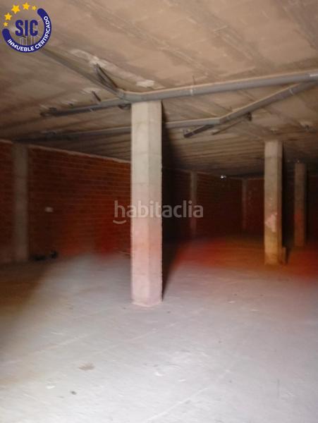 Foto dda5fe24-e566-4fe3-b0a6-2210625fb7c8. Local comercial  amplio y bien ubicado en Castellón de la Plana