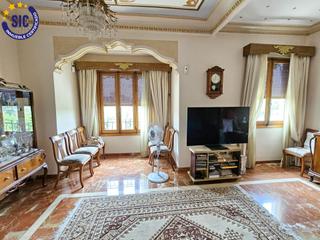 Pis  Calle archiduque carlos. Venta de nuda propiedad con vistas al parque del oeste