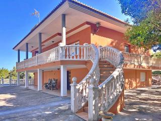 Xalet  Camino font quintana. Un oasis para todos los sentidos en xàtiva