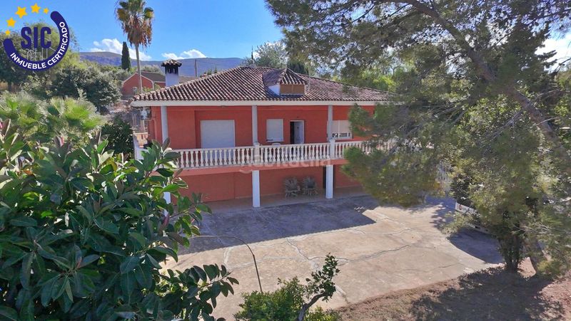 Foto 9b1787ae-d045-4790-9044-c28cbb1dc4e2. Xalet amb calefacció aparcament piscina a Xàtiva