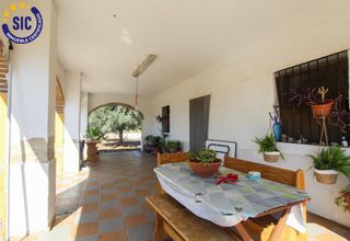 Chalet  Diseminado p145. Se vende chalet urbano en urbanización joliesa, llíria.