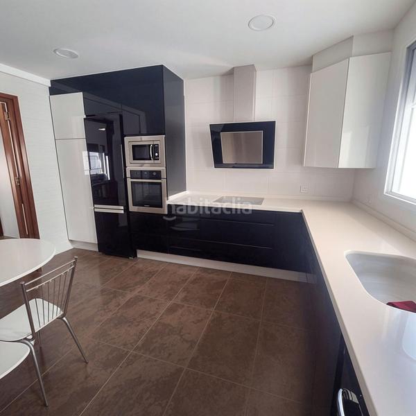 Foto 20787f9d-e13b-4900-9c79-6da8c9f20e19. Miete etagenwohnung in calle sebastia diego 12 in Sueca