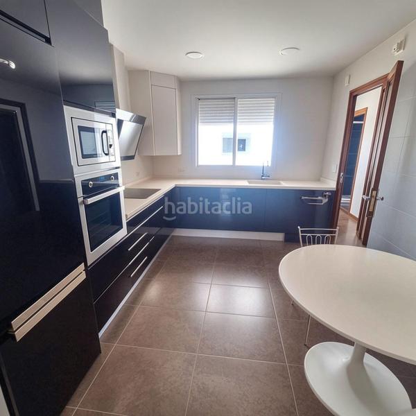 Foto ecd20dc9-aacf-4d14-b7e8-6ec9be41f3ab. Miete etagenwohnung in calle sebastia diego 12 in Sueca