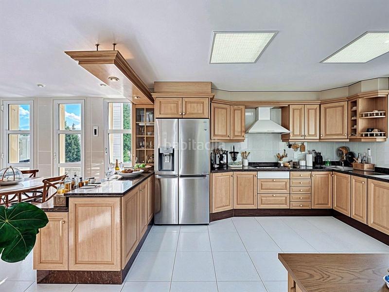 Foto 66abc88e-8065-4f76-b0c6-fdee58b82d39. Chalet en calle baladre del 4 villa de lujo en el respirall valencia en Alzira