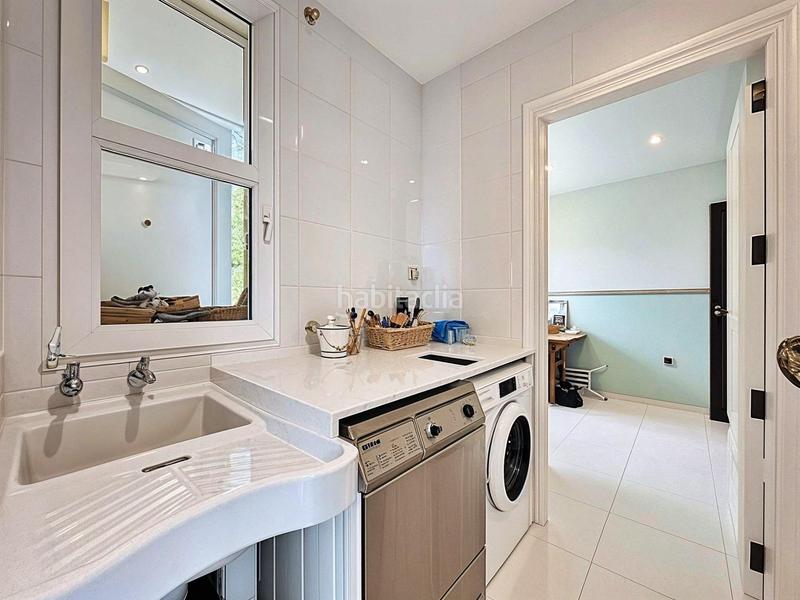 Foto 92d9467d-f1b8-4af1-a35f-e44af899d571. Chalet en calle baladre del 4 villa de lujo en el respirall valencia en Alzira