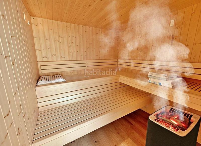 Foto ee3c4ac2-8885-4684-8538-5d30b2524caf. Chalet en calle baladre del 4 villa de lujo en el respirall valencia en Alzira