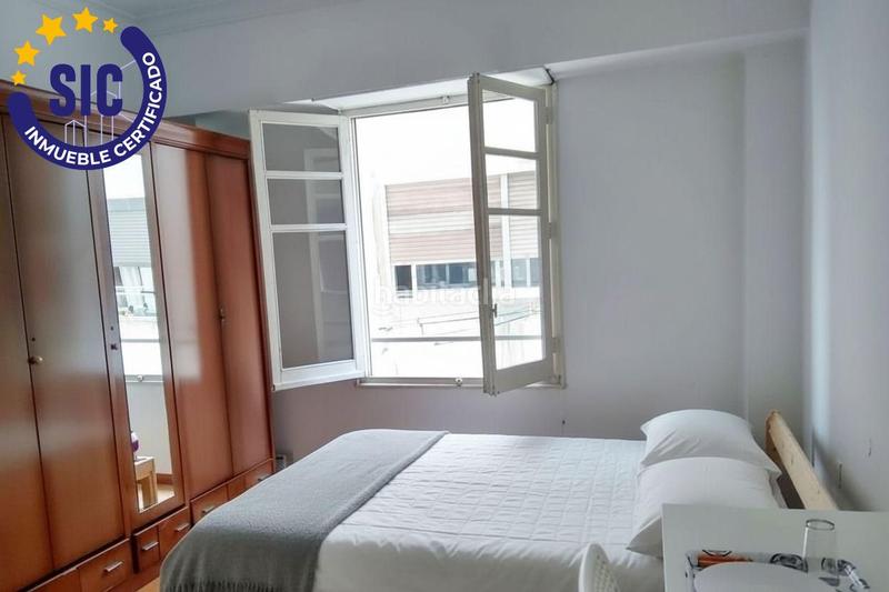 Foto c1be3a6a-1619-43f7-b692-03b77ed6bf89. Piso en avenida cid 72 venta piso en av. del cid en Valencia