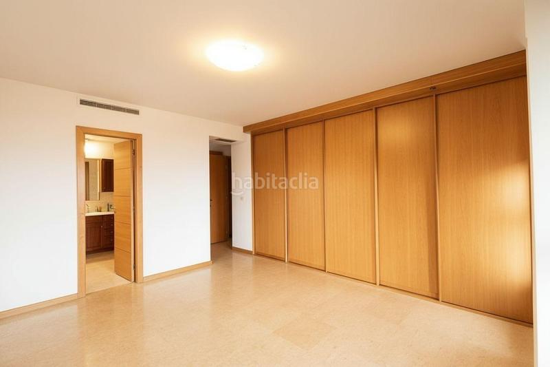 Foto 877169b7-56f5-4872-b982-93294613184e. Affitto appartamento con riscaldamento parcheggio piscina in Valencia