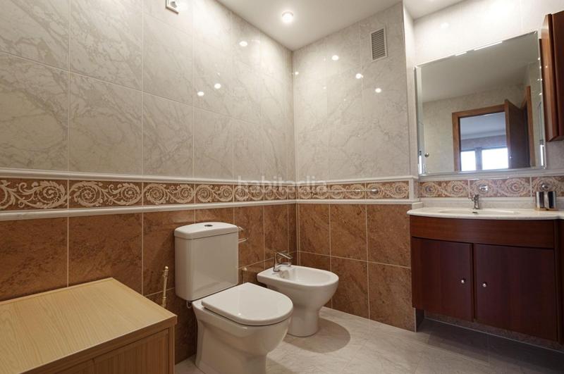 Foto 56d70575-dc73-439d-b288-ea45f6071cb1. Rent flat with heating parking pool in Sant Pau Valencia