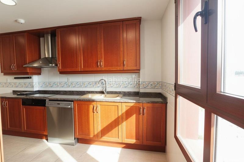 Foto 630729e7-1dd5-42b9-83c9-a54c6fe37094. Rent flat with heating parking pool in Sant Pau Valencia