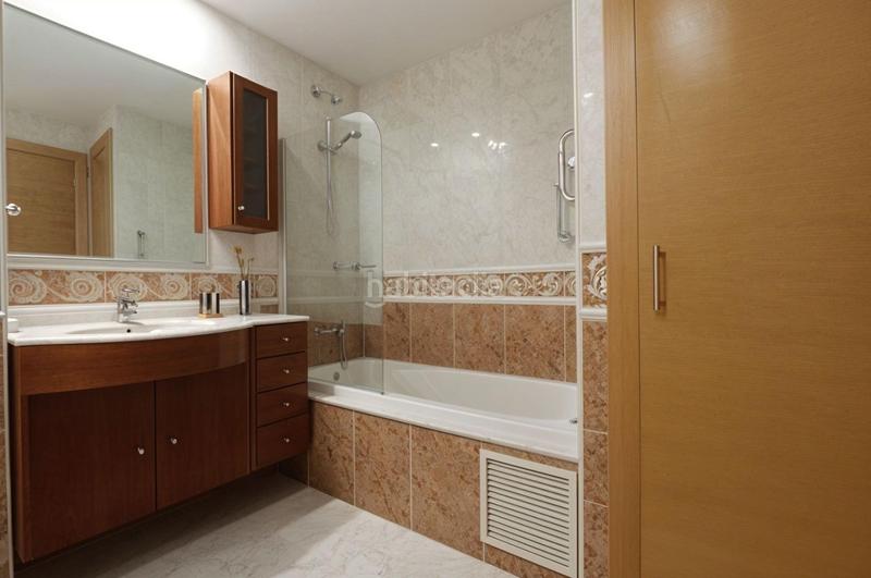 Foto 6f9412ed-c180-4a1c-8ce2-67cbf718889e. Rent flat with heating parking pool in Sant Pau Valencia