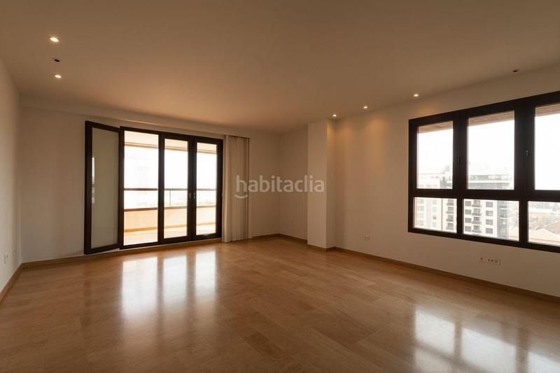 Foto 8851062b-f49a-4078-a895-077f52c010fb. Rent flat with heating parking pool in Sant Pau Valencia