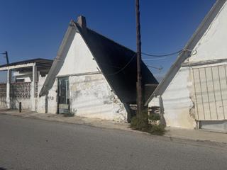 Terreny residencial a Les Palmeres. Oportunidad única venta de dos barracas históricas en les palmer