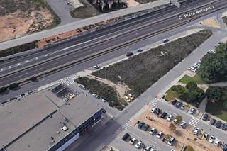 Terreno residenziale in Camino de xest 17. Parcela industrial exenta de 2.098 m en el eje logístico de vale