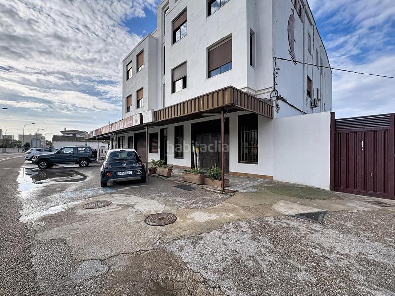 Foto 816125de-2684-4cac-ad14-fd62b7b4e412. Pas-de-porte local commercial dans avenida de las gaviotas 72 dans Valencia