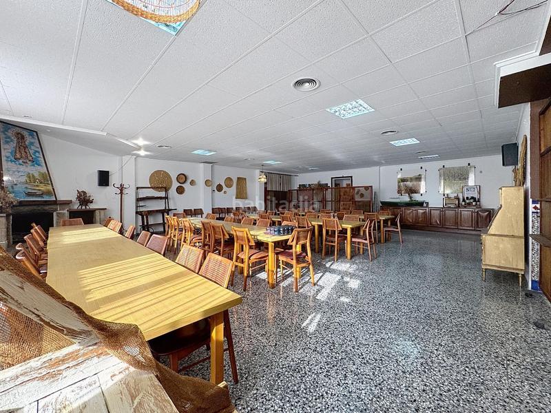 Foto dddd8c9f-6b2a-484c-9019-11fb951ef2db. Pas-de-porte local commercial dans avenida de las gaviotas 72 dans Valencia