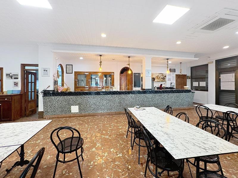 Foto 47368332-abb0-4fd4-8a7c-7f2c8a843dbd. Transfer business premise in avenida de las gaviotas 72 in Valencia