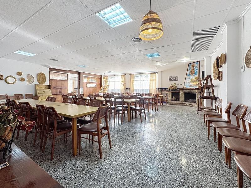 Foto 427d7947-ffa6-4a36-a86f-ff58464dbc27. Traspàs local comercial a avenida de las gaviotas 72 a Valencia