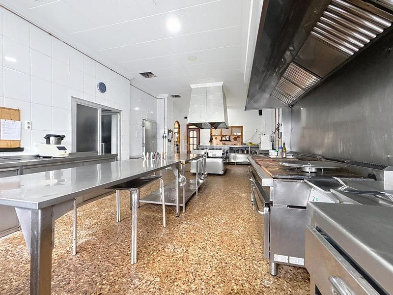 Foto 47c8eab6-07a5-49cf-a7be-153e871bef1a. Trapasso locale commerciale in avenida de las gaviotas 72 in Valencia