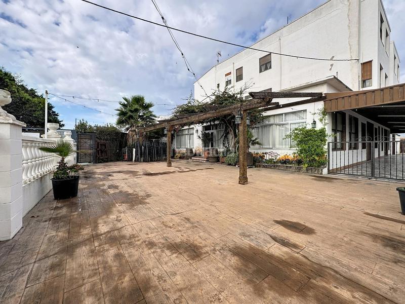 Foto c3bff451-a4a0-448f-bb7c-7db79e88cd3b. Trapasso locale commerciale in avenida de las gaviotas 72 in Valencia